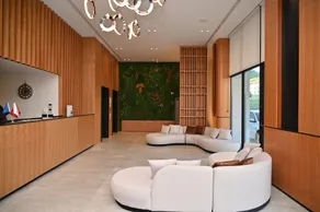 Adria Palace Hotel - Lobby sitting area