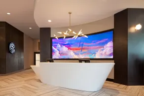 H Hotel Los Angeles, Curio Collection by Hilton - Réception