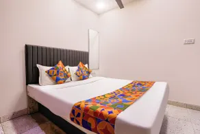 FabHotel Nilsa - Quarto