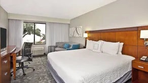 Courtyard by Marriott Gulfport Beachfront - Vue de la chambre