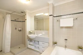 Perth Short Stays - Badrum