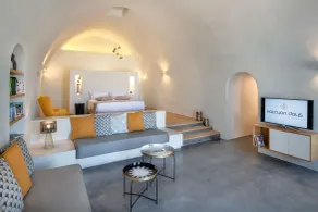 Halcyon Days Suites - Room