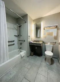 Super 8 by Wyndham Elizabethtown - Salle de bain