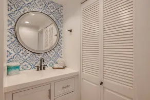 Hale Mahina B403- Beautiful 2 bedroom oceanfront condo, private beach, farmers market, and more - Salle de bain