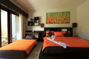 Villa Twin Lovina - Rum