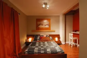 Commercial Drive Accommodations - Room
