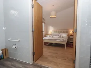 Newton Calm - Bathroom