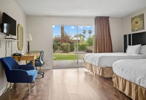 Sol Springs Inn - Chambre