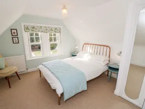 5 The Nab House - Room