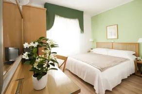 Hotel Touring - Room
