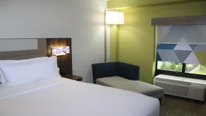 Holiday Inn Express & Suites Wilson-Downtown by IHG - Værelse