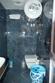 Magic Himalayan Cottage - Bathroom