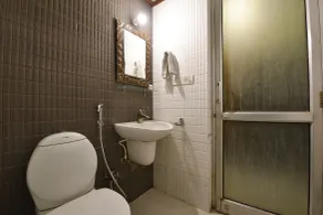 OYO 3311 Hotel Apple 9 - Bathroom