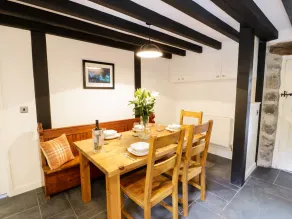 Hen Gelligemlyn - The Annexe - Interior