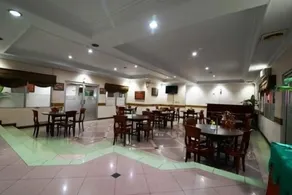 Puri Jaya Hotel - Restaurante