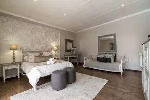 Solo Gracia Guesthouse - Room