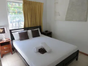 Airlie Beach Apartments - Habitación