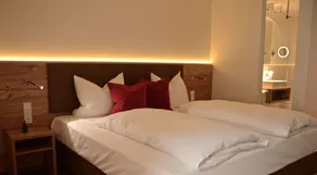 Hotel-Restaurant & Metzgerei Rößle - Room
