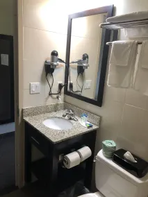 The Vue Inn Brooklyn - Bad