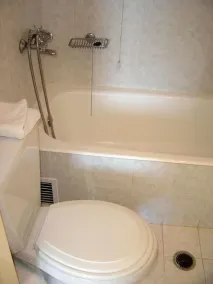 Polydoros Appartments - Bathroom