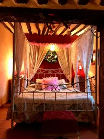 Room-getaway to Cuenca at La Quinta de M - Image 1