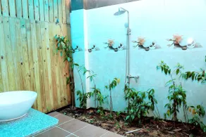 Ong Lang Garden Resort - Bathroom