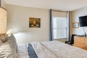 1 Mi to Diamond Peak Ski Resort: Forest-View Condo - Innenbereich