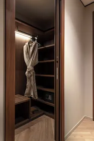 Visionair Suites & SPA-Room Only e Honesty Bar - Chambre