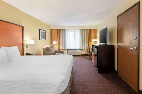 Best Western Cascade Inn & Suites - Room