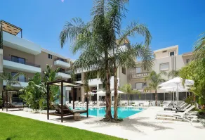 Sapphire Horizon Suites - Piscine