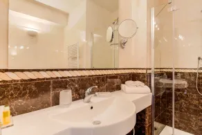Monastero Resort & SPA by Double Hospitality - Baño