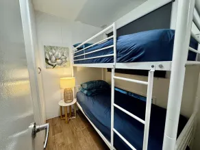 Kanasta Caravan Park - Room