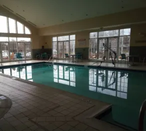 TownePlace Suites by Marriott Clinton at Joint Base Andrews - Piscine