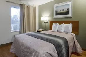 Suburban Studios Winston Salem-University Parkway - Zimmer