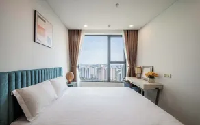 The LUMIÈRE Riverside -ANGIA Hospitality - Vue de la chambre