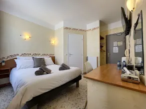  Le Provence Hôtel Golfe Juan - Værelse