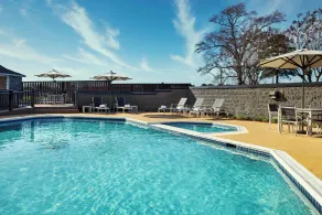 Sheraton Richmond Airport Hotel - Piscine