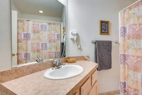 Near Lake Huron Shoreline! Studio w/ Resort Perks - Interiør
