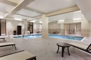 Hilton Garden Inn Rochester Downtown, NY - Piscine