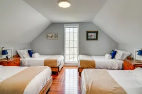 'hickeys Hideaway' - Walk to Lake, Near Somerset - Habitación