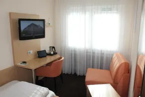 Hotel Berkheimer Hof - Room