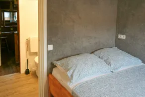8 Pers Large Seaside Home in Front of the Lauwersmeer - Habitación