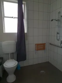 Horse and Jockey Inn - Baño