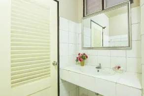 Khelang Nakorn Hotel - Salle de bain