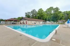 Pool + Bay Access! Home 13 Mi to Ocean City Beach - Interiør