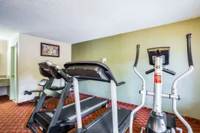 Econo Lodge Huntington - Barboursville University Area - Salle de remise en forme