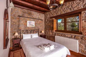 Pera Alonia Guest House - Chambre
