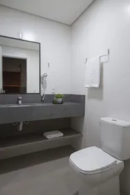 Hotel Darolt Criciúma - Bathroom