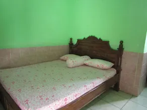 Sabar Menanti 2 - Room