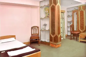 Hotel Yashoda International - Chambre